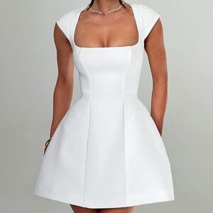Babyboo mini white dress